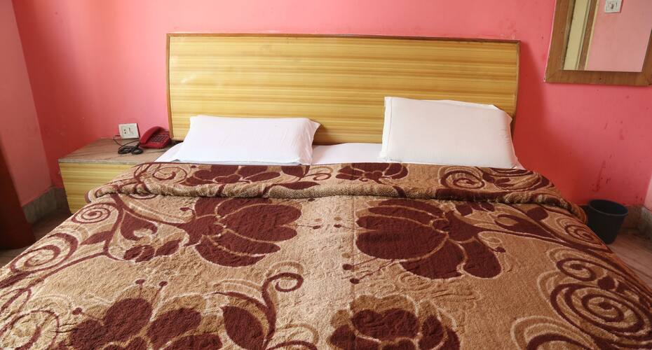 Hotel M.L Palace, Katra 5